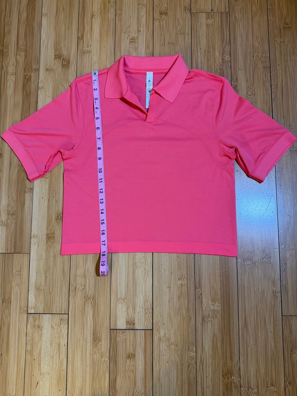 NWOT Lululemon Swiftly Tech Relaxed-Fit Polo
Shirt In Lip Gloss Size 4 - Picture 9 of 13